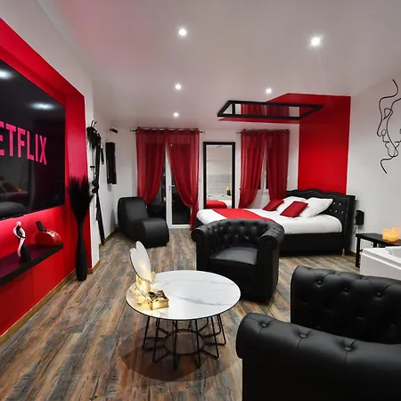 L'arena - Room, Jacuzzi アパート *