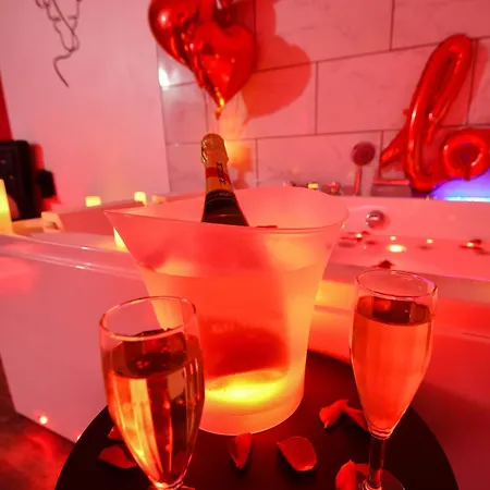 L'arena - Room, Jacuzzi *