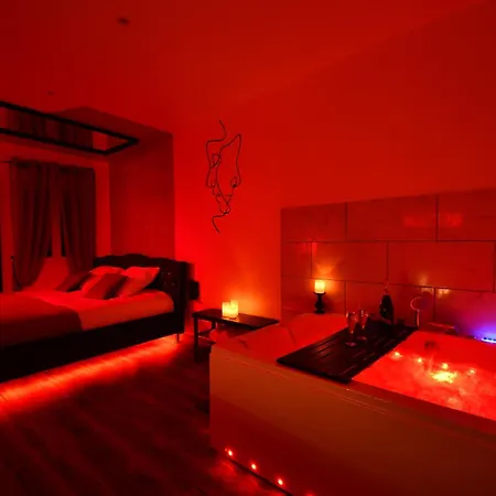 アパート L'arena - Room, Jacuzzi ラ・セーヌ・シュル・メール