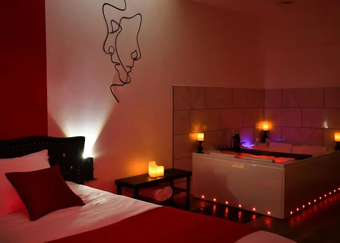 L'arena - Room, Jacuzzi * La Seyne-sur-Mer