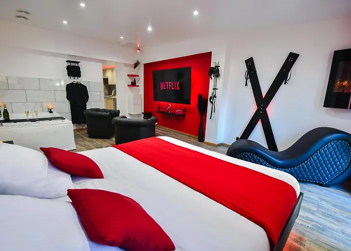 L'arena - Room, Jacuzzi * La Seyne-sur-Mer